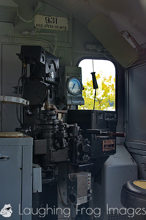 CN 931 cab - Engineer's side (2)