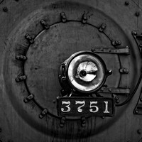 smokebox door, headlight and number plate.