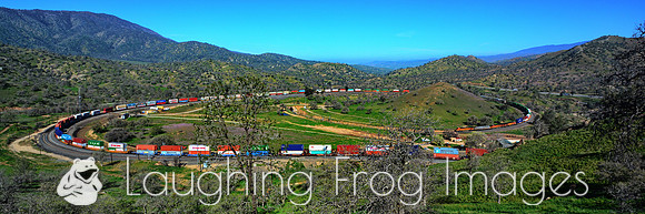 BNSF 66xx West -3.  Tehachapi Loop. Walong, CA.  2016.