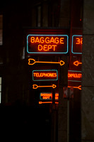 Neon, Portland (OR) Union Station 2